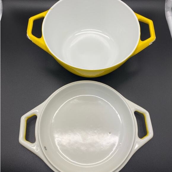 Vintage Copco Denmark D1 Yellow Enamel Cast Iron‎ Small Dutch oven lid 60's - Picture 3 of 9